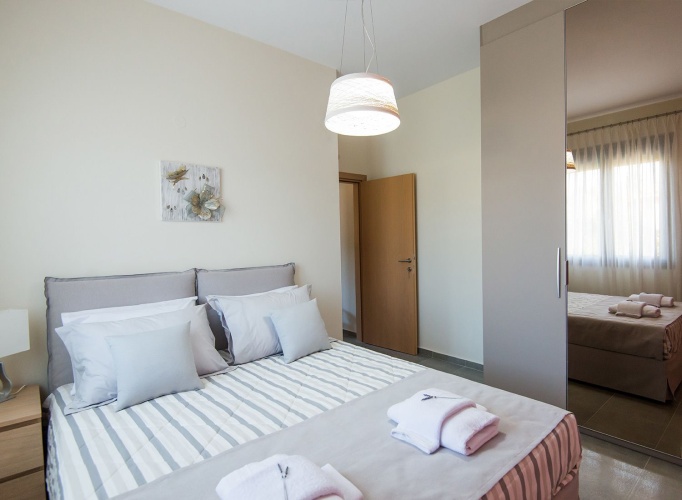 6 Bedrooms Quintuple Villa