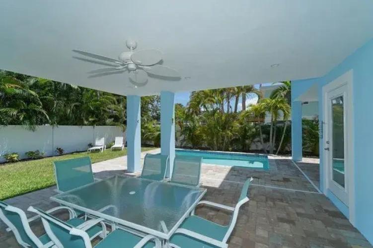2 Bedrooms Cottage with balcony