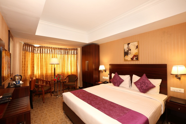 Standard Double room with view