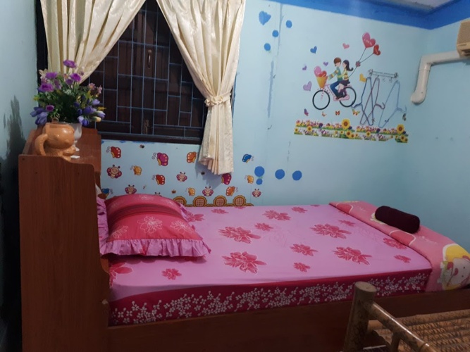 4 Bedrooms Quadruple Bungalow