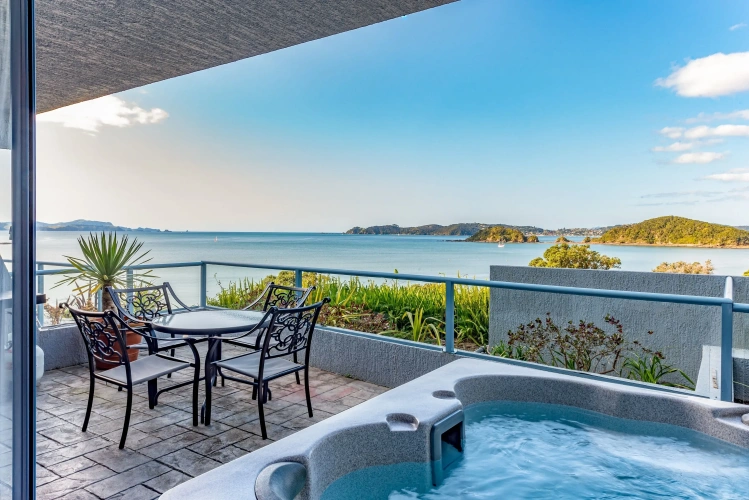 2 Bedrooms Deluxe Apartment with ocean view