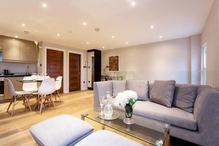 2 Bedrooms Apartment