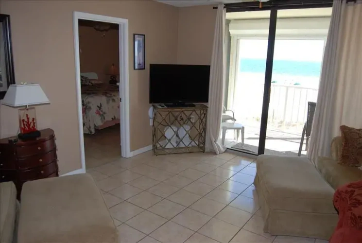 3 Bedrooms Standard room with balcony