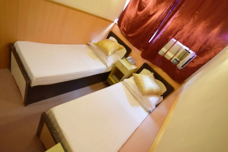 Economy Twin room