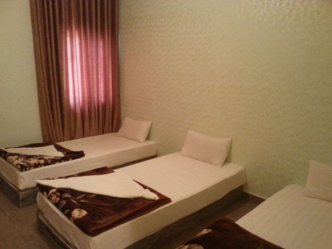 Standard Triple room