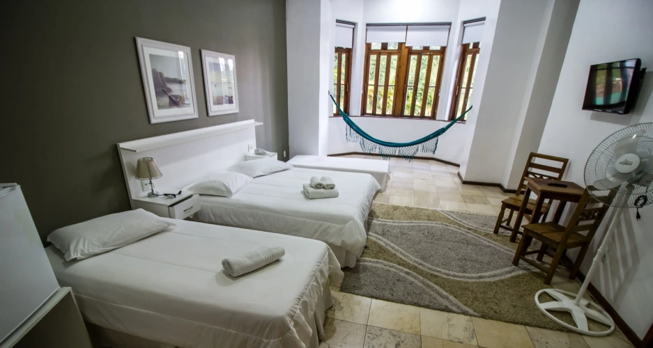 Deluxe Quintuple Suite