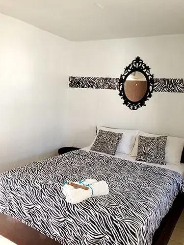 Standard Triple room with view