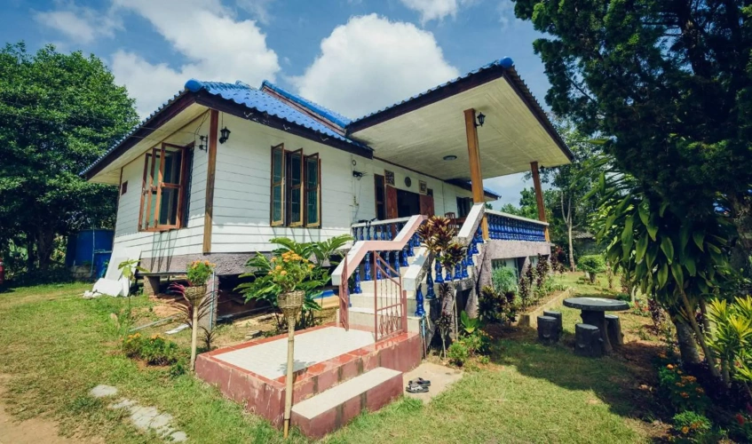3 Bedrooms Cottage