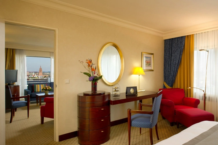 Triple Suite