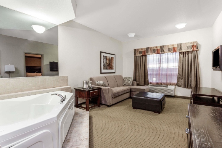 1 Bedroom Double Suite