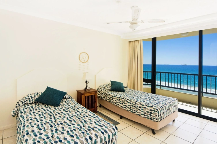 1 Bedroom Standard room with balcony and with view
