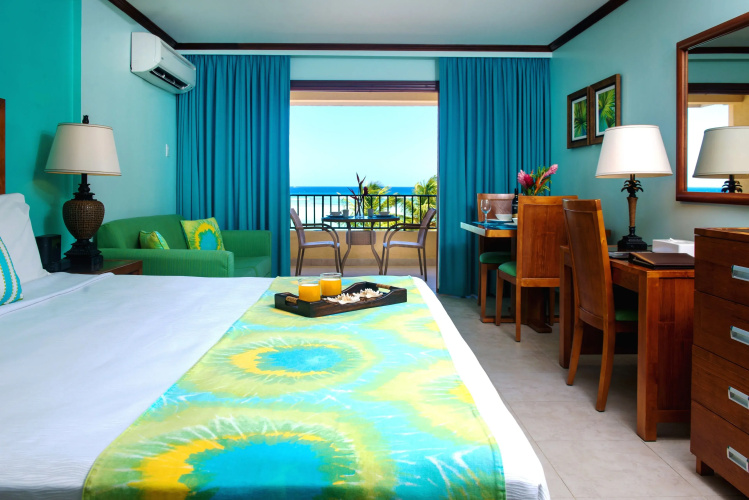 Yellow Bird Hotel