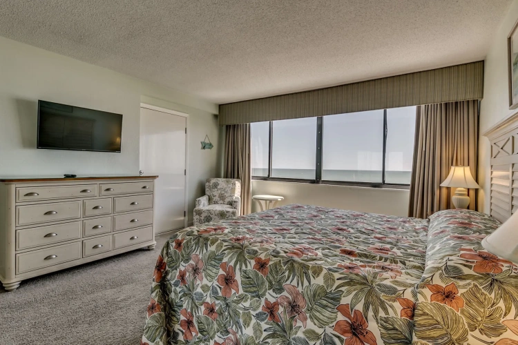 3 Bedrooms Standard room with balcony and with ocean view