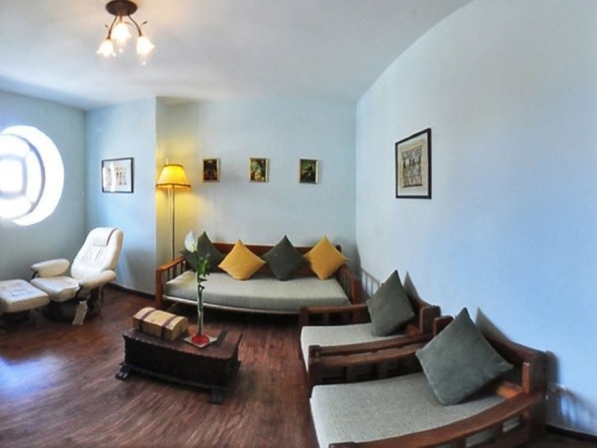 Deluxe Suite