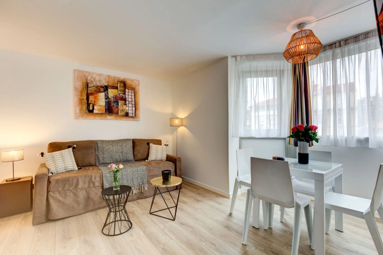 1 Bedroom Double Apartment