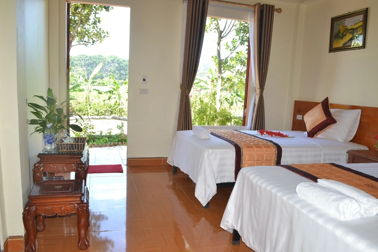 Standard Triple room with mountain view