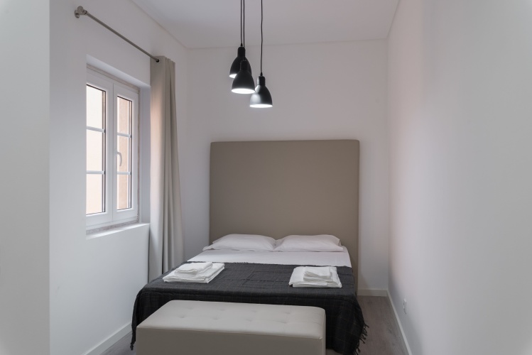 3 Bedrooms Apartment
