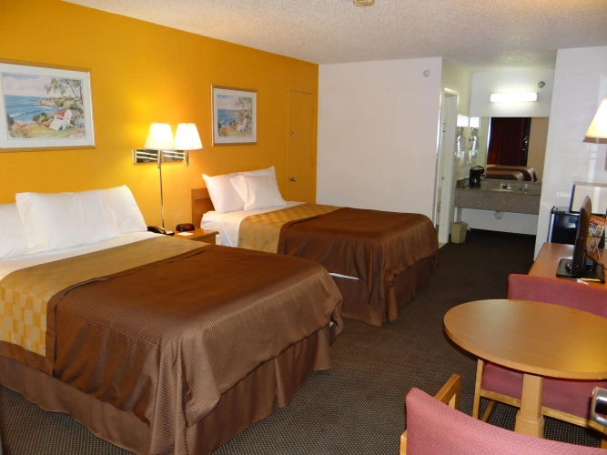Standard Quadruple room