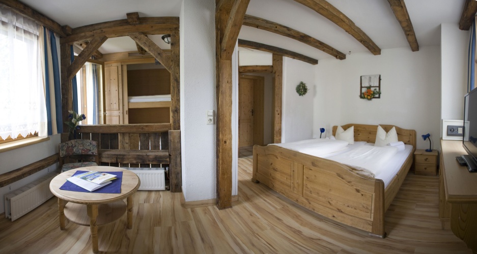 Standard Quadruple room