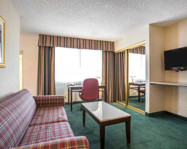 Double Suite