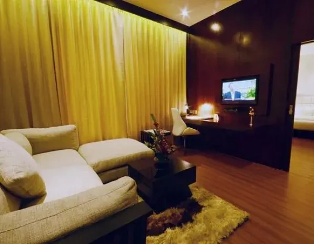 Double Suite