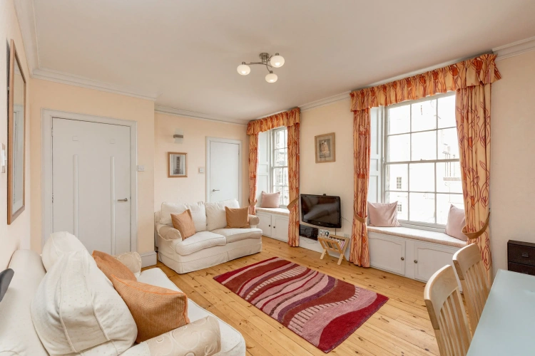 2 Bedrooms Deluxe Double Apartment with city view