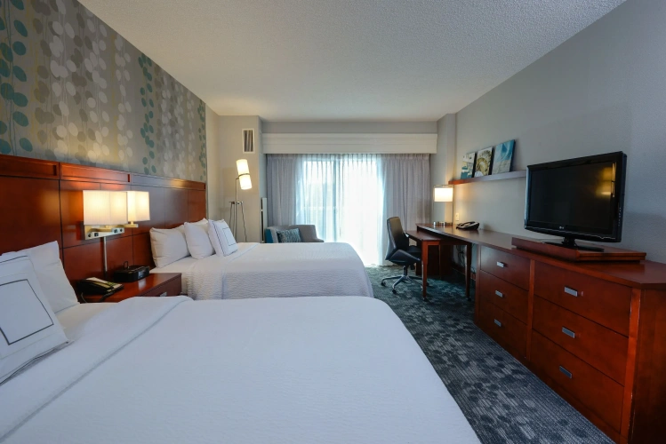 Standard Quadruple room oceanfront