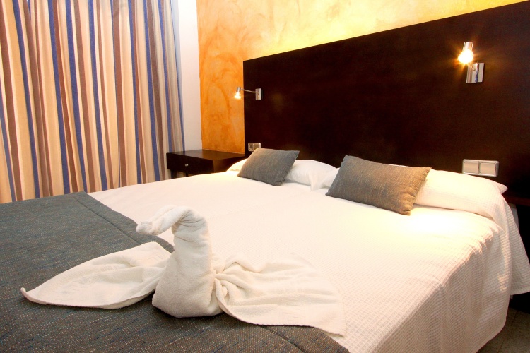1 Bedroom Double Apartment