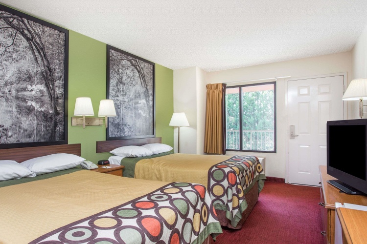 Standard Quadruple room