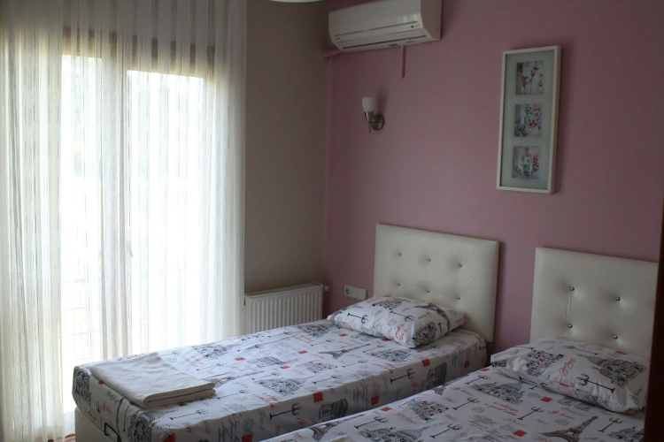 Economy Twin room