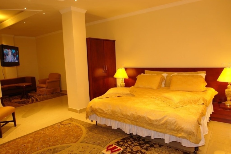 Double Suite