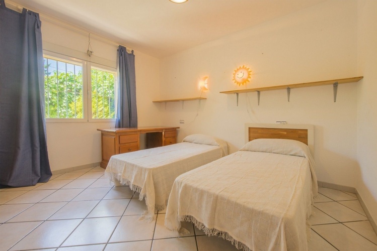 3 Bedrooms Villa