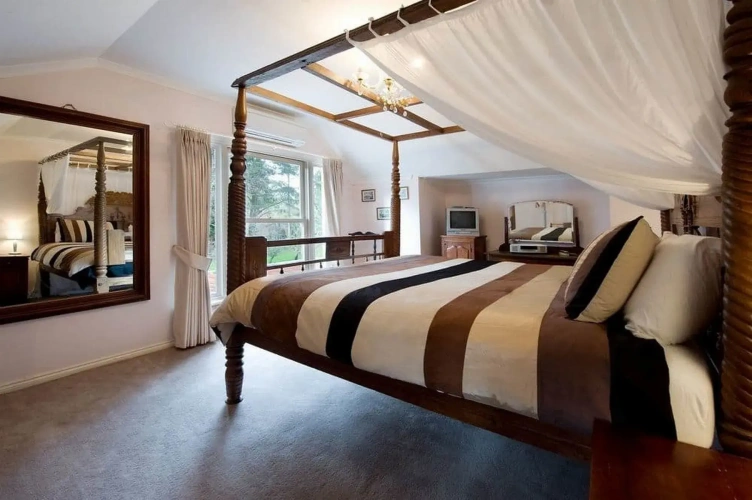 2 Bedrooms Cottage