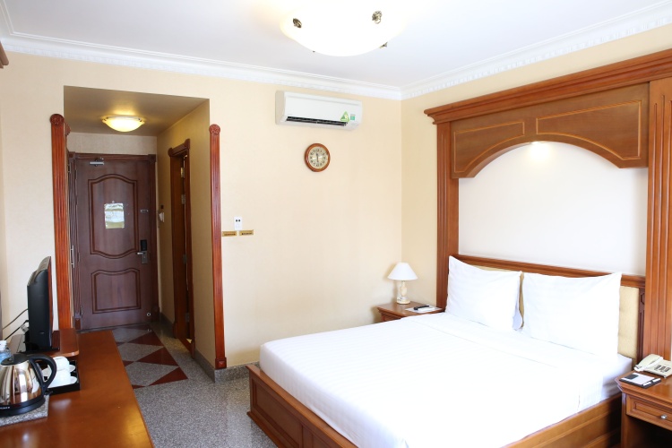 Deluxe Single room