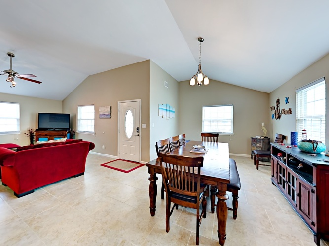 3 Bedrooms Cottage
