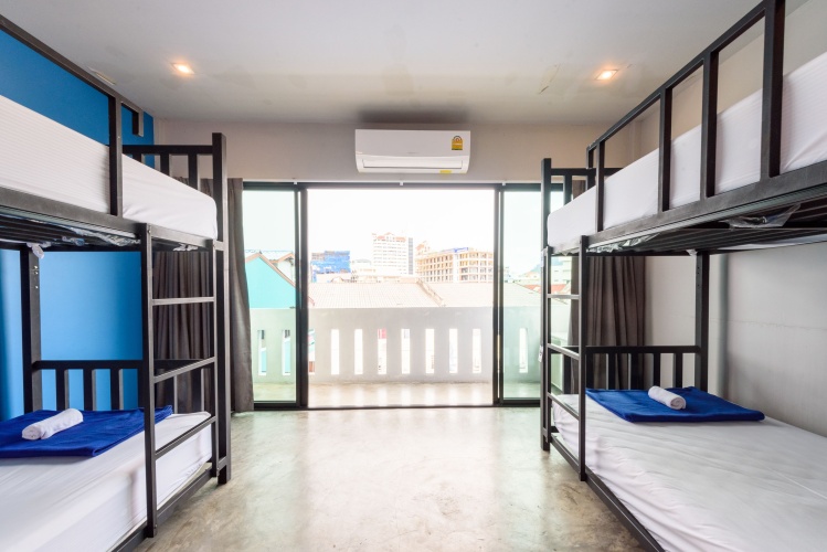 Bed in Dorm