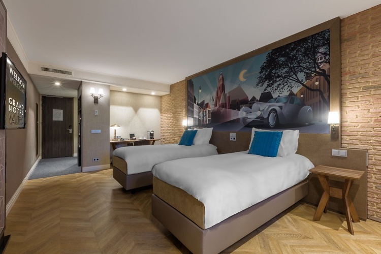 Superior Twin room