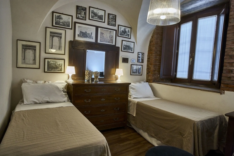 Standard Twin room