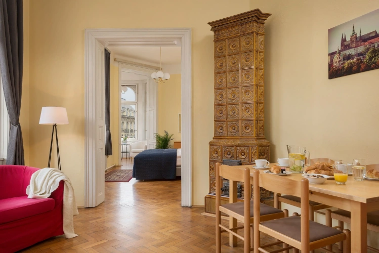 2 Bedrooms Quadruple Apartment