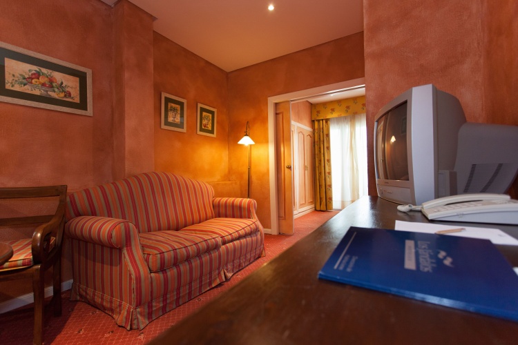 Standard Double room with river view