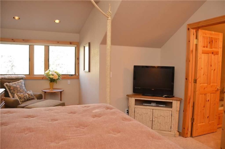 5 Bedrooms Standard room