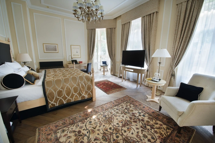 2 Bedrooms Grand Suite