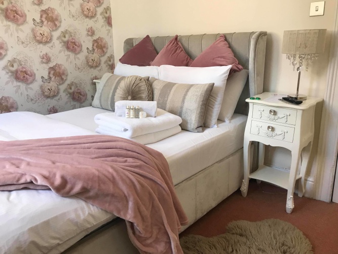 Deluxe Double Family room