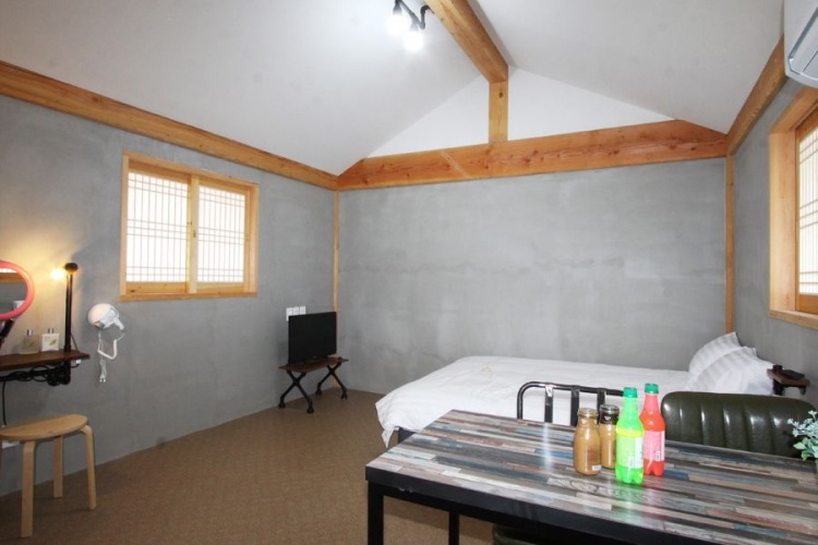 Double Studio