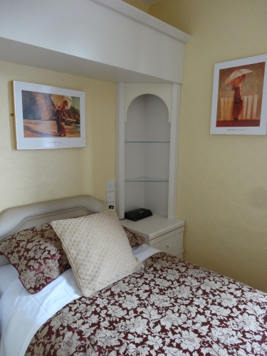 Standard Single room