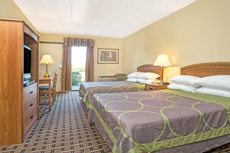 Standard Quadruple room