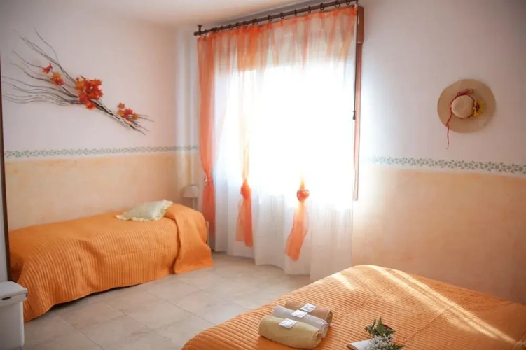 1 Bedroom Standard Double room with garden view