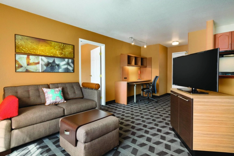 1 Bedroom Suite