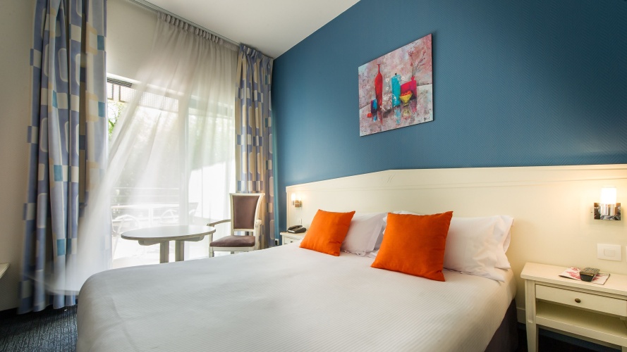 Standard Double room with balcony and with view