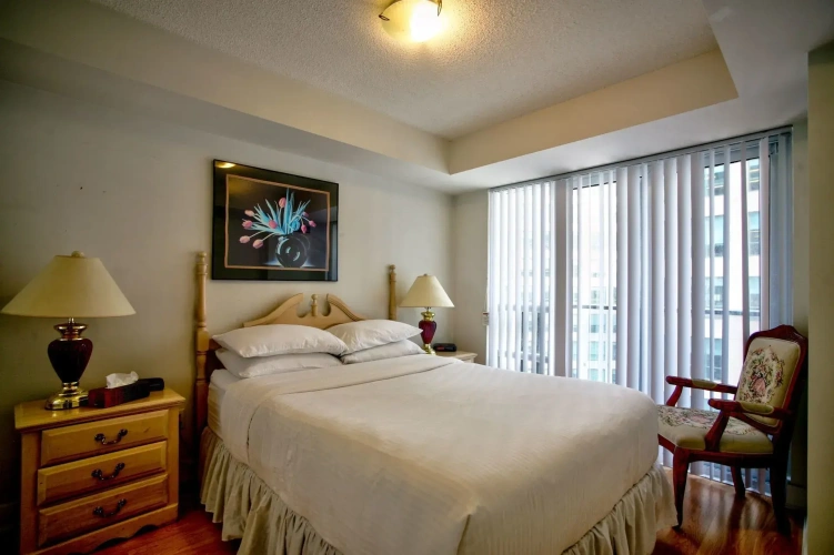 2 Bedrooms Luxury Penthouse room with city view
